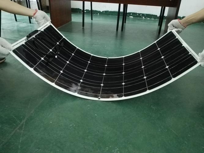工厂价格 mono 100w 150w 200w 弯曲柔性太阳能电池板